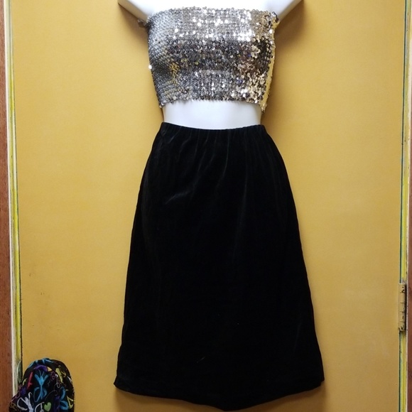 Dresses & Skirts - Velour long skirt with split